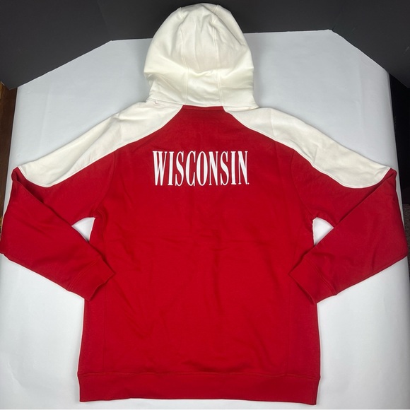 Under Armour Iconic Collection Univesity Of Wisconsin Bagders Bucky Hoodie. Sz L - Picture 2 of 8